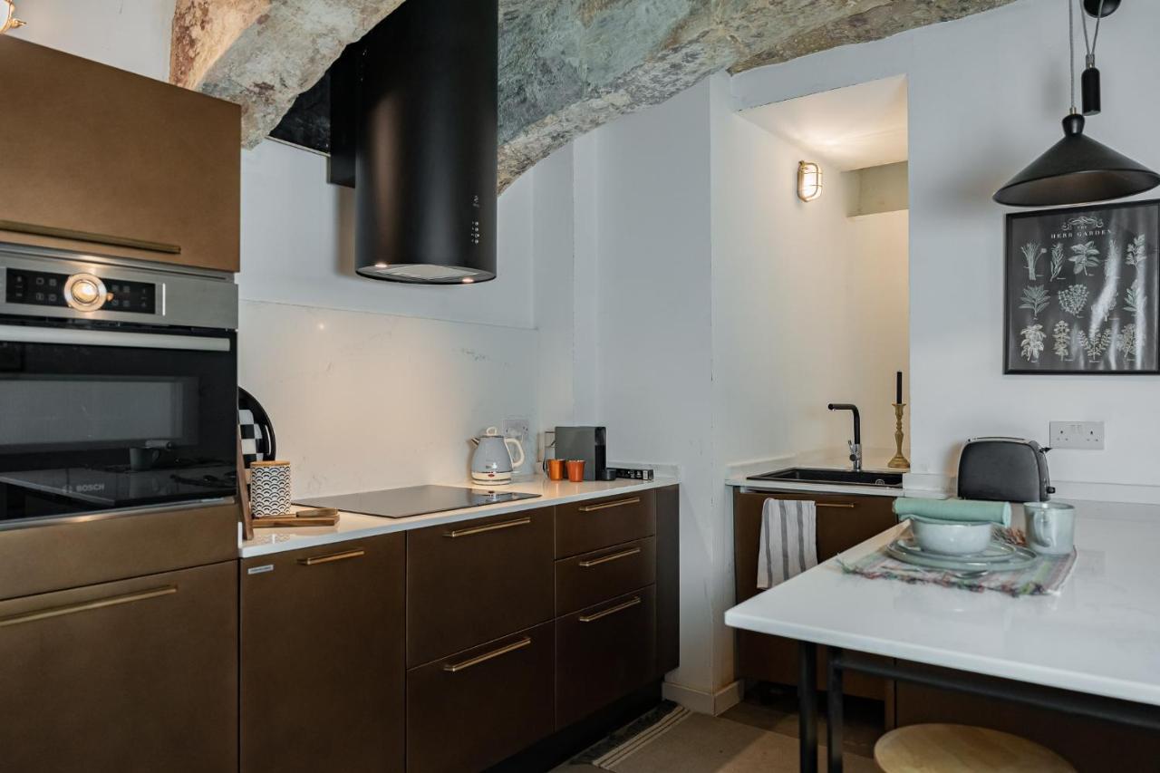 Luxury 2Bdr In The Heart Of Valletta! Tv And Wifi Bagian luar foto