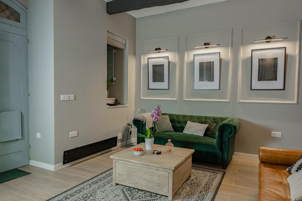 Luxury 2Bdr In The Heart Of Valletta! Tv And Wifi Bagian luar foto